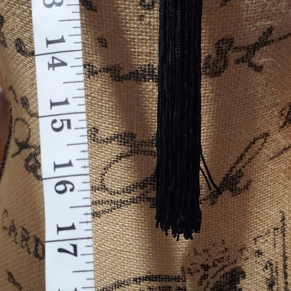 Marc Jacobs Decadence Gold Tone Chain Black Tassel Necklace - Picture 7 of 11